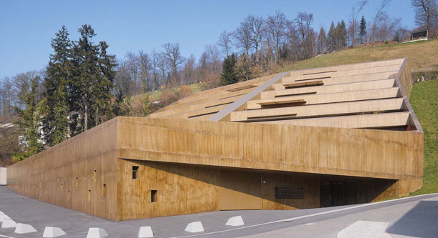 Ken Architekten: Auszeichnung in Gold für die Terassenwohnungen Bruggerberg in der Kategorie Wohungsbau/Mehrfamilienhäuser.